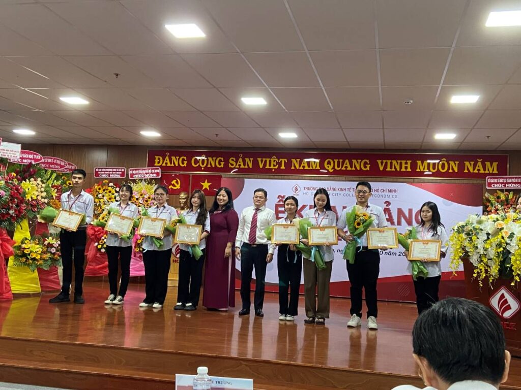 UEED tham dự lễ khai giảng năm học mới 2023-2024 tại trường Cao đẳng Kinh tế Tp Hồ Chí Minh