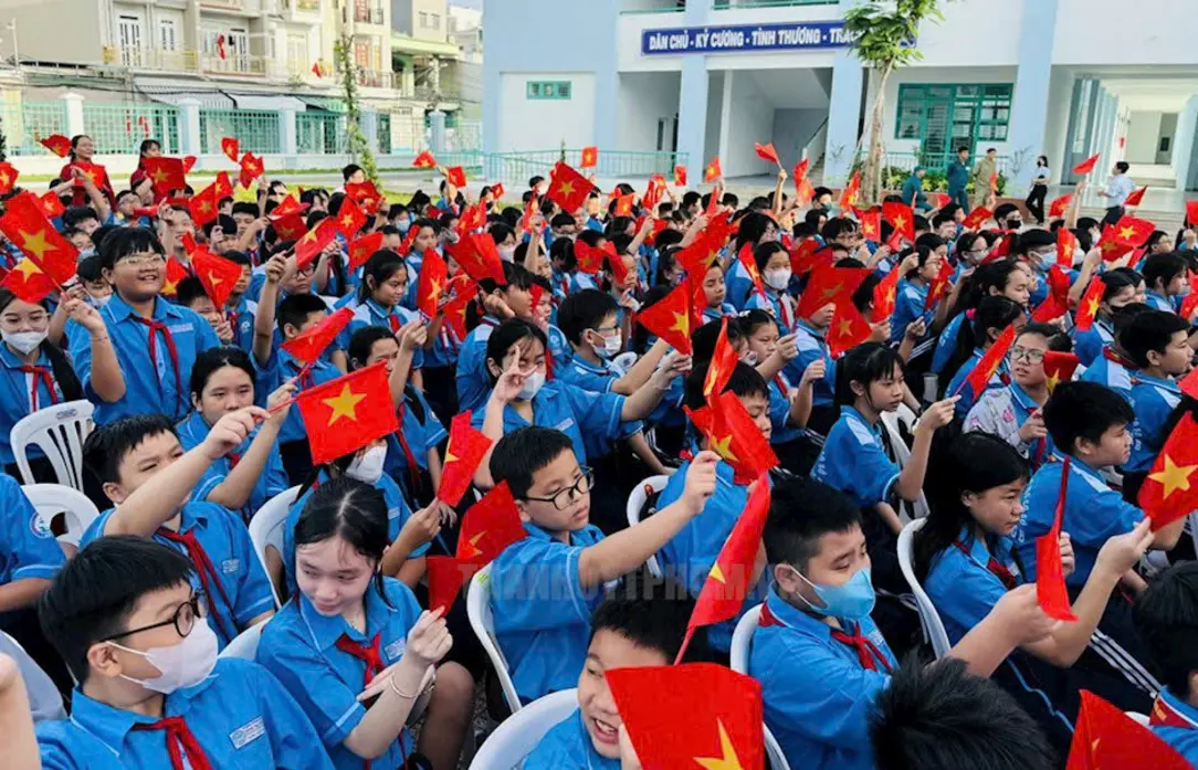 Chính sách hỗ trợ học sinh TPHCM đang giúp nhiều em tiếp cận việc ôn thi miễn phí.