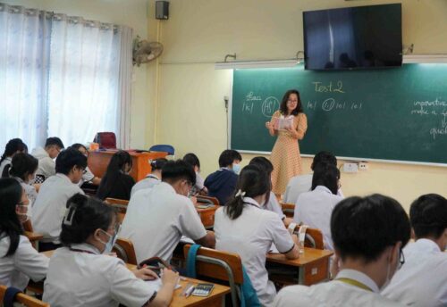 Tiếng Anh thành ngôn ngữ thứ hai: Bước chuyển mình của giáo dục Việt Nam từ đội ngũ giáo viên