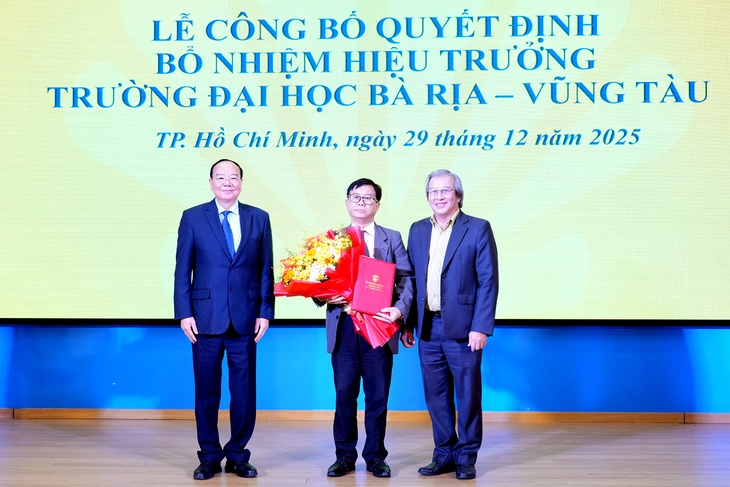Nguyễn Bá Hoàng làm Hiệu trưởng Trường Đại học Bà Rịa – Vũng Tàu