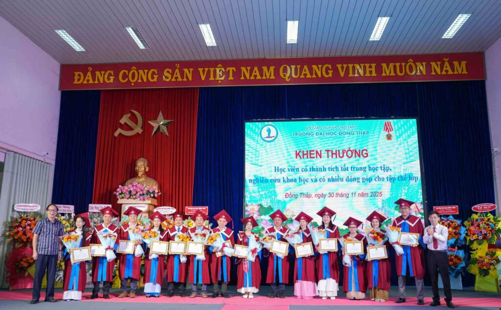 UEED tham dự lễ khai giảng đào tạo Tiến sĩ và trao bằng Thạc sĩ Trường Đại học Đồng Tháp 2025