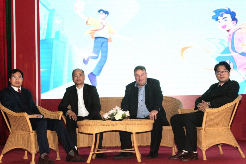 Tư vấn định hướng nghề nghiệp, cơ hội việc làm tại CHLB Đức cho sinh viên Đại học Thái Nguyên