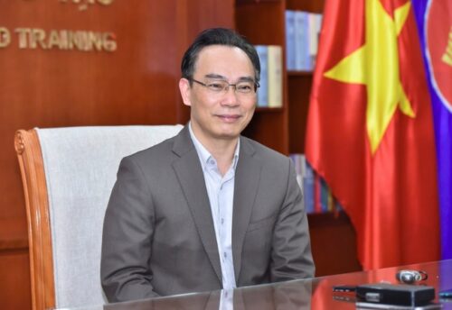 PGS, TS Hoàng Minh Sơn giữ chức Quyền Bộ trưởng Bộ Giáo dục