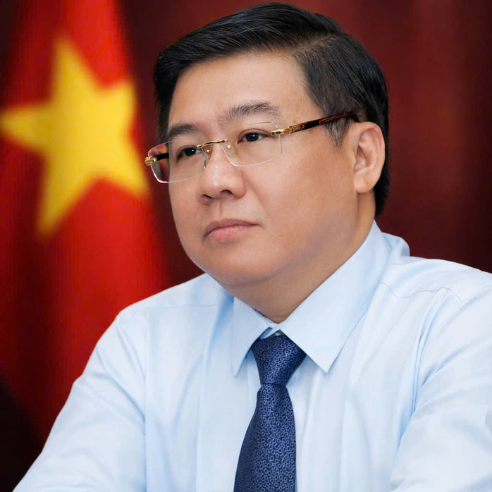 Bổ nhiệm lãnh đạo ĐH Kinh tế TPHCM: Chân dung 3 nhân sự chủ chốt nhiệm kỳ mới